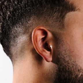 Piercing Masculino em Prata 925 - Cruz